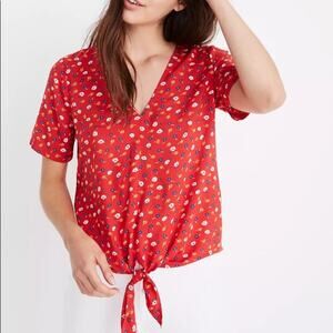 Madewell Novel Tie-Front Top In Red Prairie Posies V-Neck Cropped